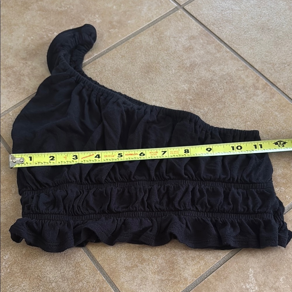 Black One-Shoulder Ruffle Top - Picture 2 of 5